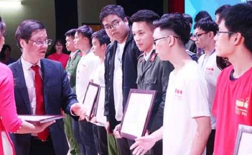 Học viện ANND 'thắng lớn' tại Cuộc thi Olympic Tin học sinh viên toàn quốc 2018
