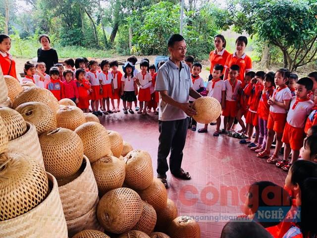 Trải nghiệm thực tế cho trẻ mầm non: Thiết thực nhưng phải an toàn