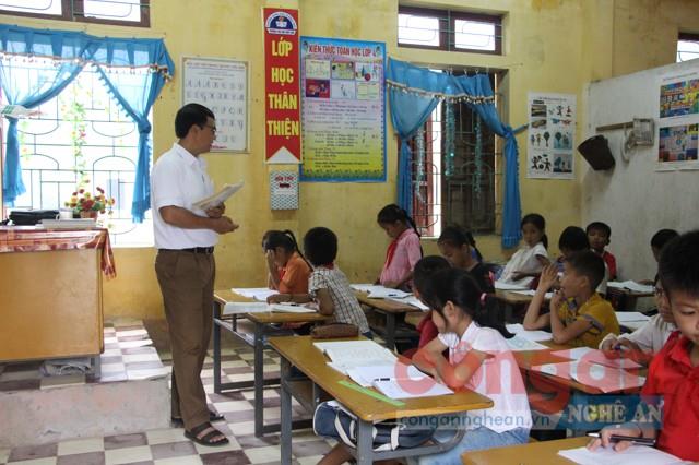 Nâng cao chất lượng đội ngũ giáo viên và cán bộ quản lý giáo dục