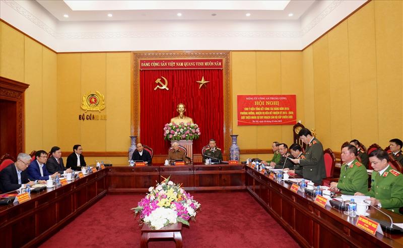 Toàn cảnh Hội nghị.