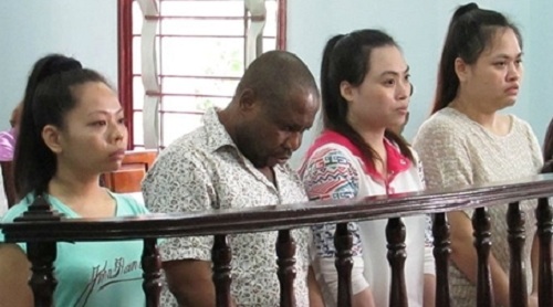 Cảnh giác với thủ đoạn mạo danh để lừa đảo người già