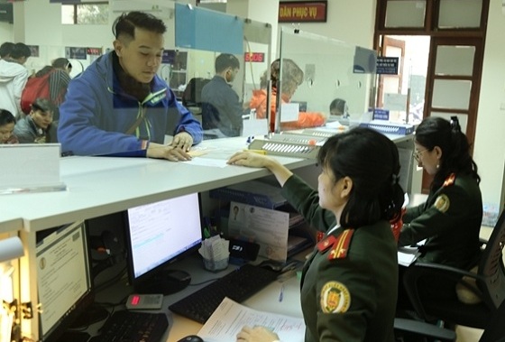 Cấp Hộ chiếu tạm thời thay Giấy thông hành có thời hạn một năm
