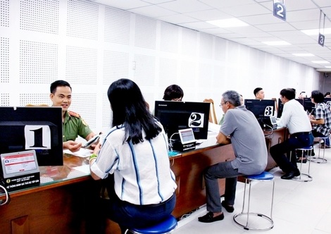 Cải cách hành chính phải lấy người dân, doanh nghiệp làm trung tâm phục vụ