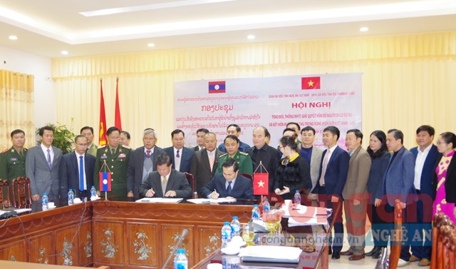 Giải quyết vấn đề người di cư tự do và kết hôn không giá thú vùng biên giới Việt - Lào
