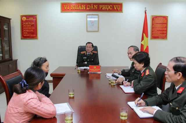 Lãnh đạo Bộ Công an tiếp công dân định kỳ