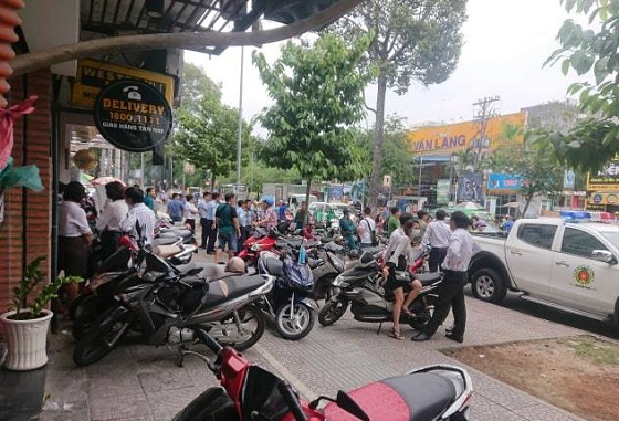 Tên cướp ngân hàng đốt xe máy phi tang