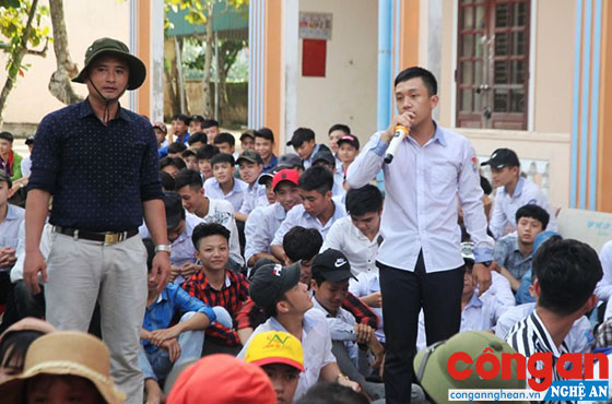 Các ban, ngành, đoàn thể phối hợp tuyên truyền Luật Giao thông đường bộ trong trường học