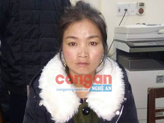 Đối tượng Moong Thị Mùi tại cơ quan Công an