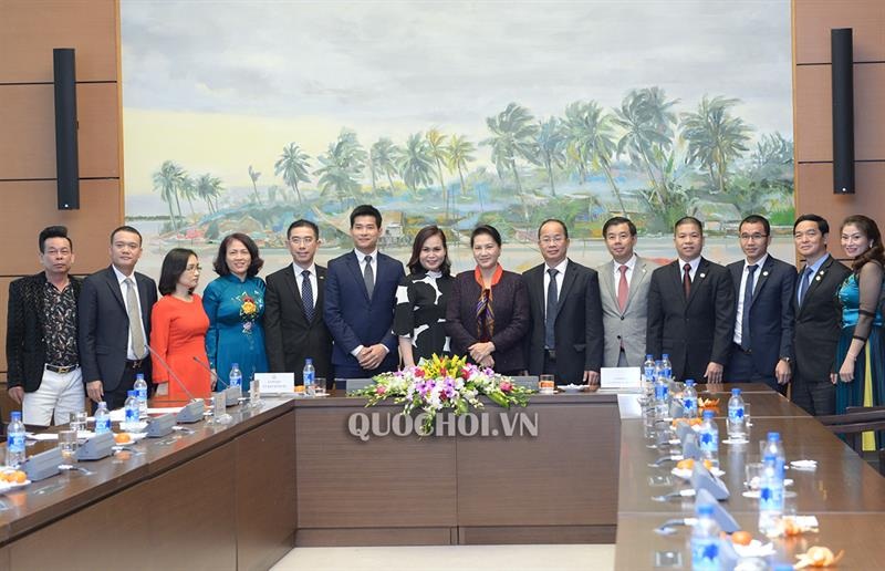 Chủ tịch Quốc hội Nguyễn Thị Kim Ngân gặp mặt Đoàn Doanh nhân trẻ Việt Nam tiêu biểu
