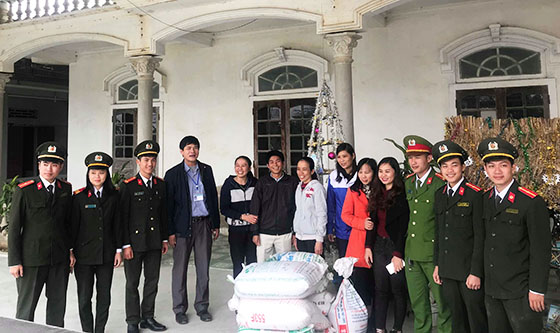 Lương giáo một lòng, Noel ấm áp