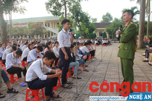 Nhiều