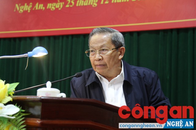 Thiếu tướng PGS.TS Lê Văn Cương – Nguyên Viện trưởng Viện chiến lược – Khoa học Bộ Công an trao đổi một số tình hình thời sự thế giới, trong nước trong năm 2018