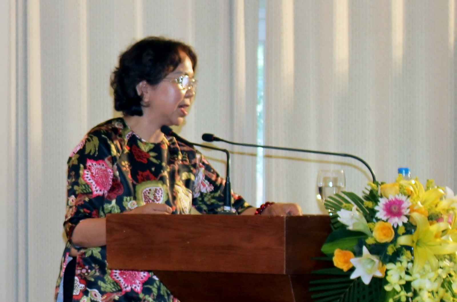 Đại diện doanh nghiệp phát biểu về tình hình cải cách hành chính trong lĩnh vực công thương