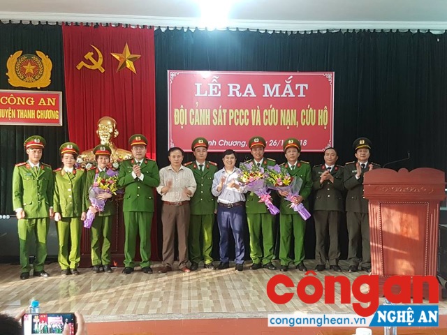 Lễ ra mắt Đội Cảnh sát phòng cháy chữa cháy và cứu nạn cứu hộ