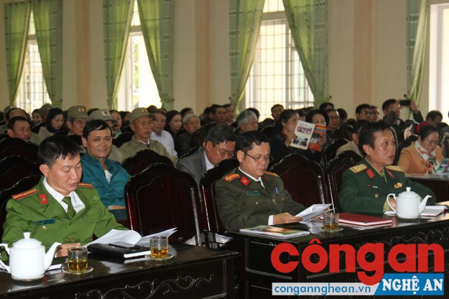 Các đại biểu tham dự Hội nghị