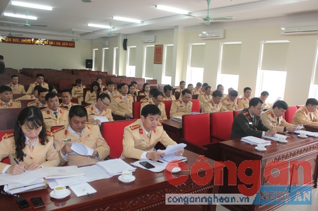 Các đại biểu tham dự hội nghị