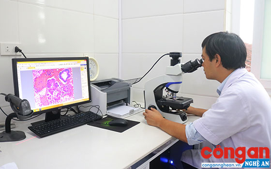 Ứng dụng 'tiêu chuẩn vàng' trong chẩn đoán ung thư