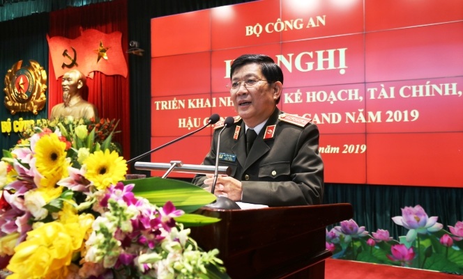 Thứ trưởng Nguyễn Văn Sơn phát biểu tại Hội nghị.
