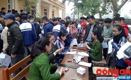 Đẩy mạnh công tác cải cách hành chính