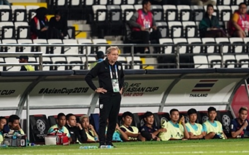 HLV Milovan Rajevac bị sa thải ngay sau trận thua Ấn Độ (Ảnh: Getty).