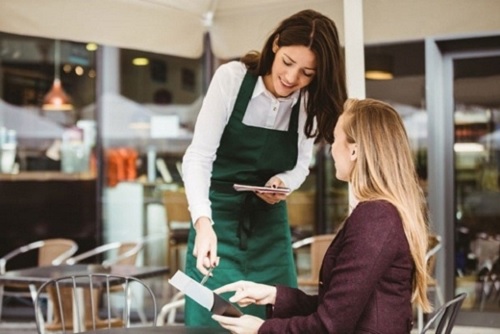 Giáp Tết, doanh nghiệp đua nhau tuyển lao động thời vụ