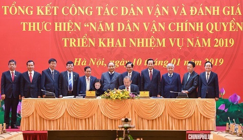 Thủ tướng: Hành trang lớn nhất là niềm tin của nhân dân