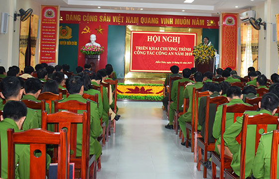 Toàn cảnh buổi lễ triển khai