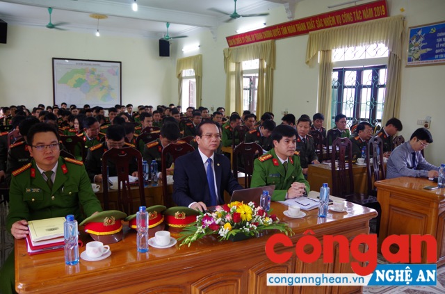 Các đại biểu tham dự Hội nghị