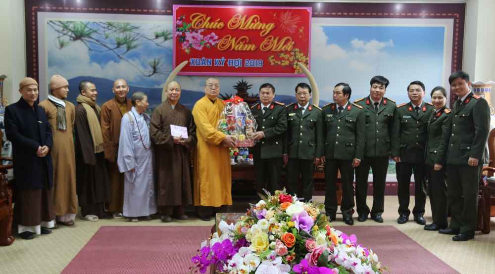Tăng cường mối đoàn kết giữa Công an Nghệ An và Giáo hội Phật giáo Việt Nam