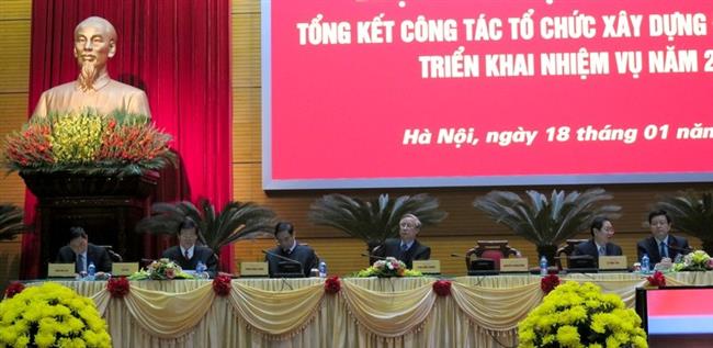 Các đồng chí chủ trì và điều hành Hội nghị.