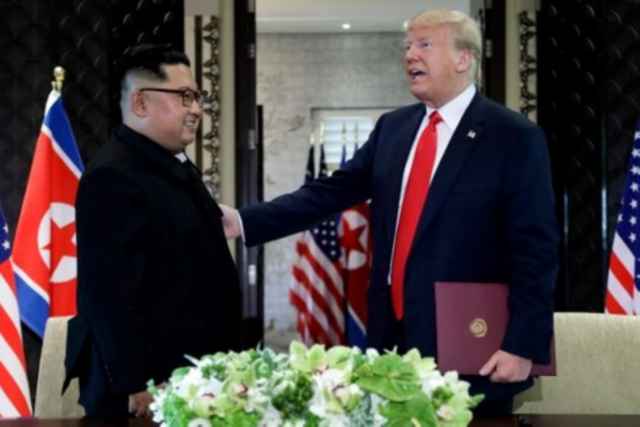 Ông Kim Jong Un 'hết sức hài lòng' với bức thư từ Tổng thống Trump