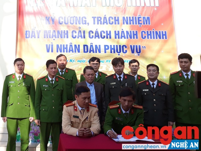 Triển khai mô hình 'Kỷ cương, trách nhiệm – Đẩy mạnh CCHC – vì dân phục vụ''