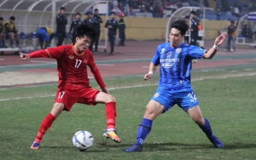 Thi đấu chắc chắn, U22 Việt Nam cầm hoà Ulsan Huyndai