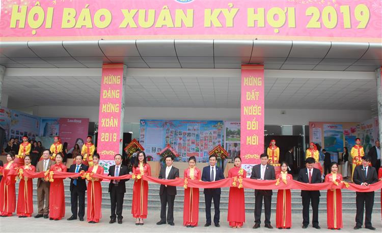 Nghệ An khai mạc Hội báo Xuân Kỷ Hợi 2019