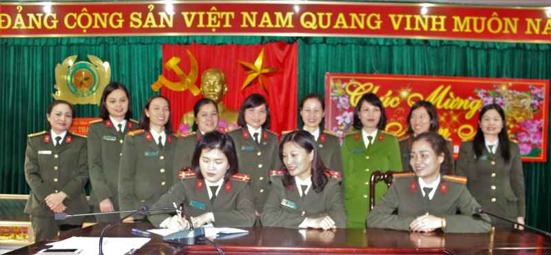 Các đơn vị kí cam kết