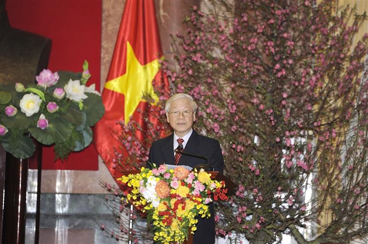 Tổng Bí thư, Chủ tịch nước chúc Tết lãnh đạo, đồng bào và chiến sĩ