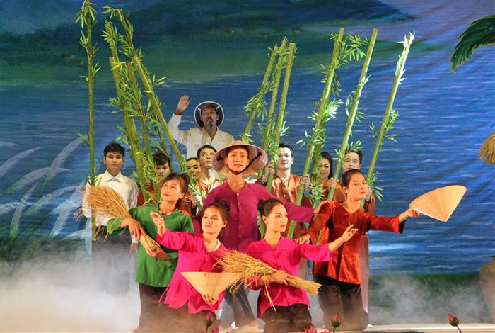 Năm 2018, triển khai Đề án bảo vệ và phát huy giá trị dân ca ví, giặm Nghệ Tĩnh đến năm 2030