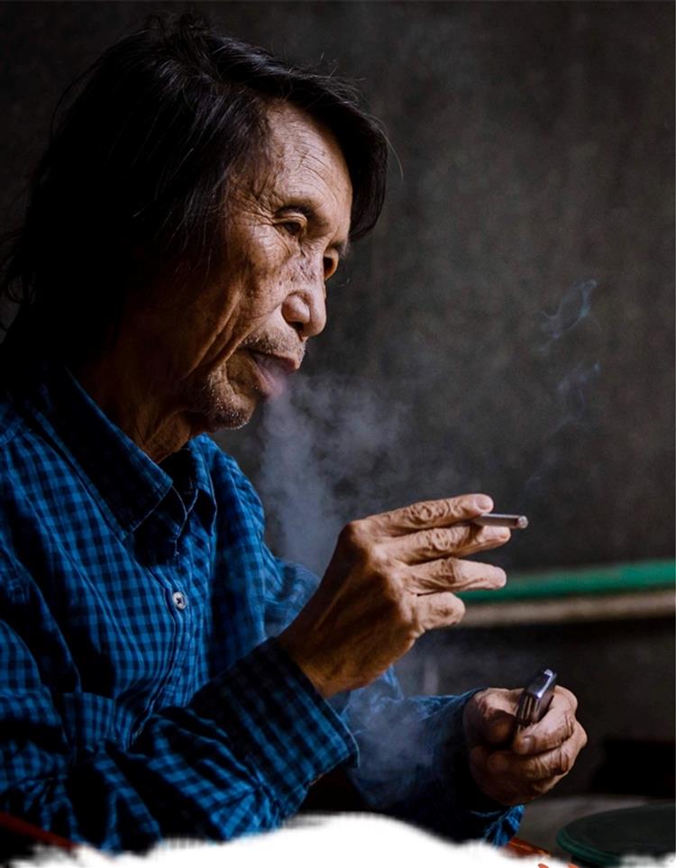Nhà thơ Thạch Quỳ