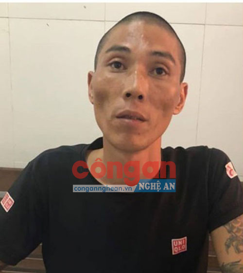 Bị “ngáo đá”, đối tượng Lê Ngọc Hà ôm con trai lên nóc nhà dọa ném