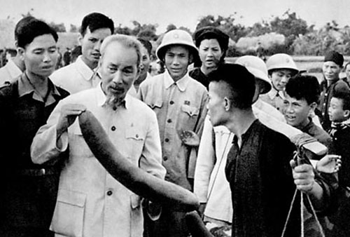 Khắc ghi lời Bác dặn