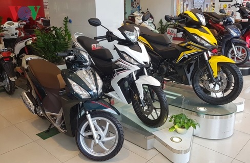 Thị trường xe máy sau Tết: Giá xe giảm, người tiêu dùng thờ ơ