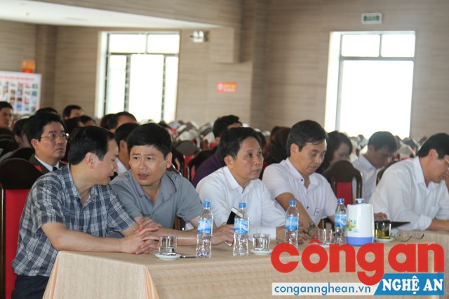 Các đại biểu tham dự