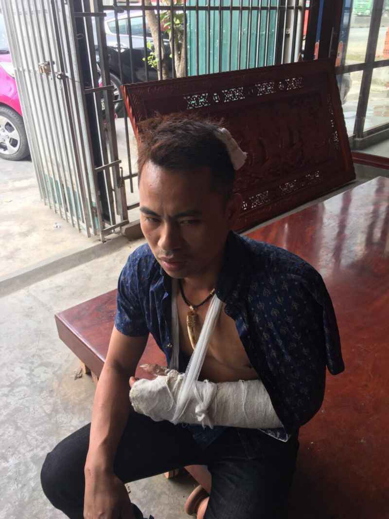 Điều tra nhóm thanh niên hành hung tài xế, đập phá xe khách