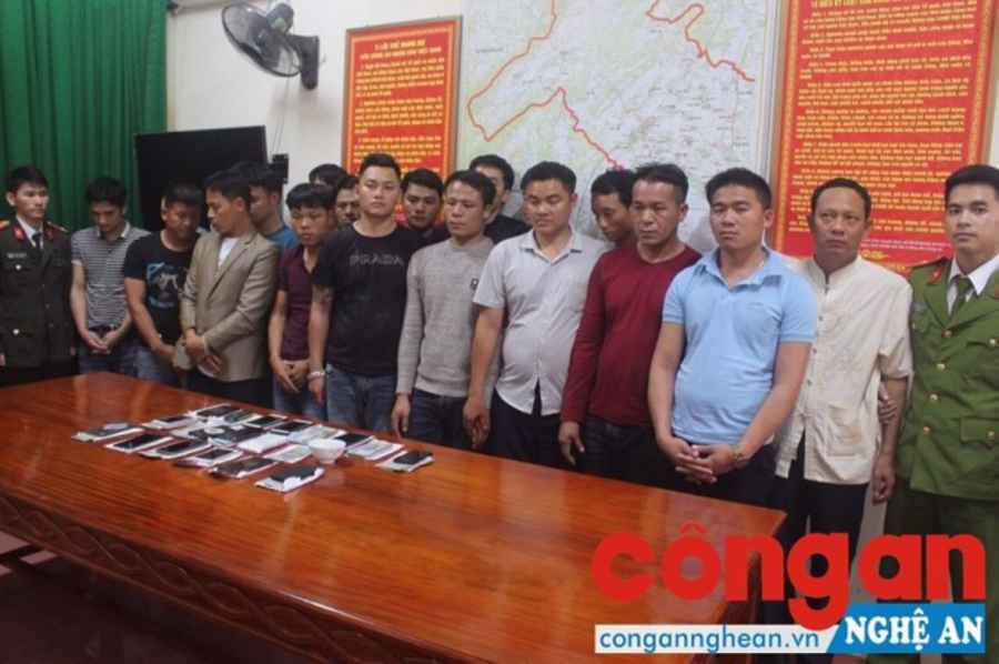 Đột kích sới bạc trong căn nhà hai tầng