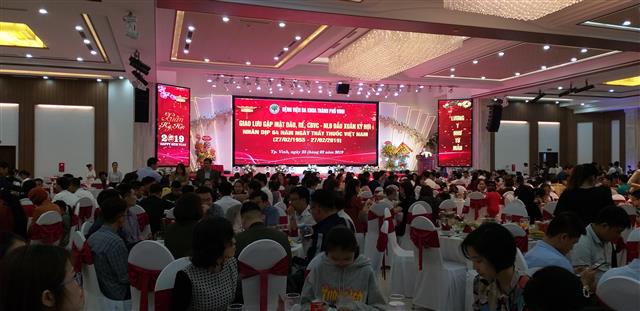 Hơn 600 người tham dự buổi tọa đàm