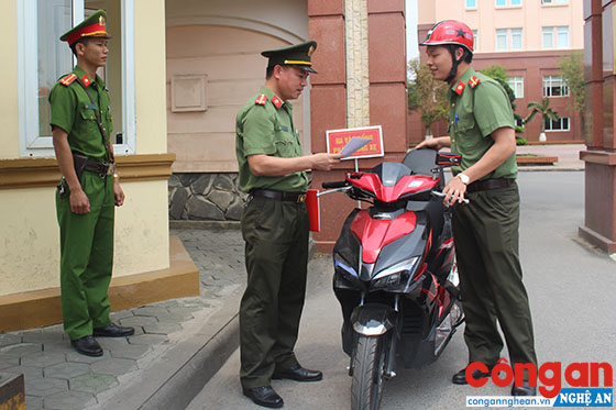 Công an Nghệ An thường xuyên kiểm tra, chấn chỉnh việc thực hiện điều lệnh Công an nhân dân
