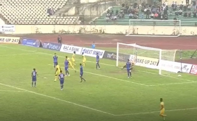 SLNA thắng dễ Quảng Nam trong ngày ra quân V-League 2019