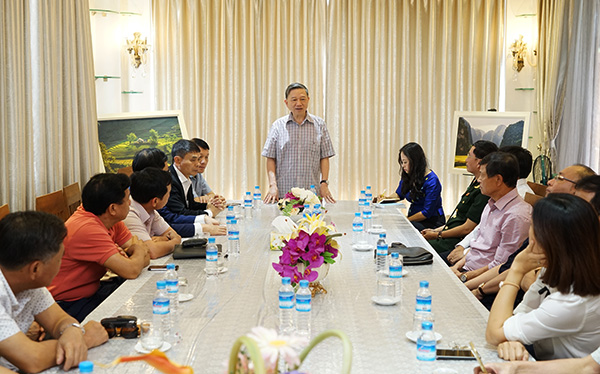 Toàn cảnh buổi gặp mặt.