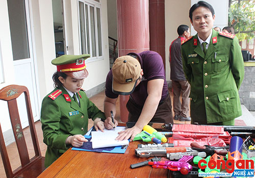 Phát huy sức mạnh tổng hợp, đẩy mạnh phong trào toàn dân bảo vệ ANTQ trong tình hình mới