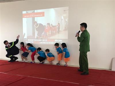 Rèn luyện kỹ năng PCCC cho trẻ nhỏ